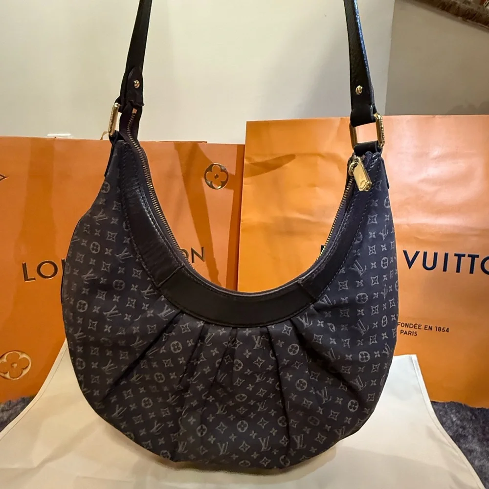 Louis Vuitton Monogram Idylle Rhapsodie Hobo shoulder bag in the "Encre" color - Picture 1 of 12